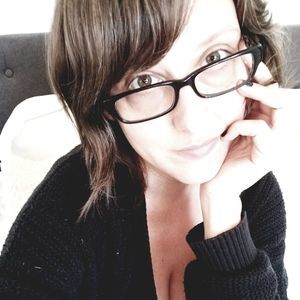 Meet your Posher, Leah